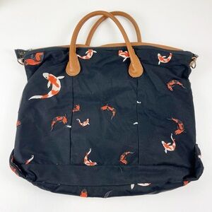 Apiedinudinelparco Koi Embroidered Tote Black Fish Zip Top Long Strap Removable